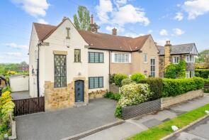 36, Moor Grange View, West Park, Leeds LS16 5BJ
