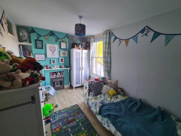 Photo 12