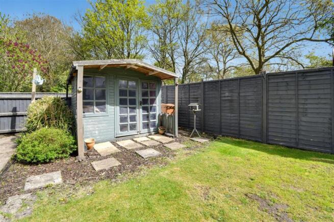 SUMMER HOUSE