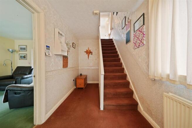 4 bed Detached for sale Image 10