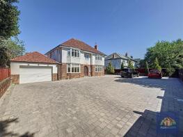 127, Waterloo Road, Southport PR8 3AX