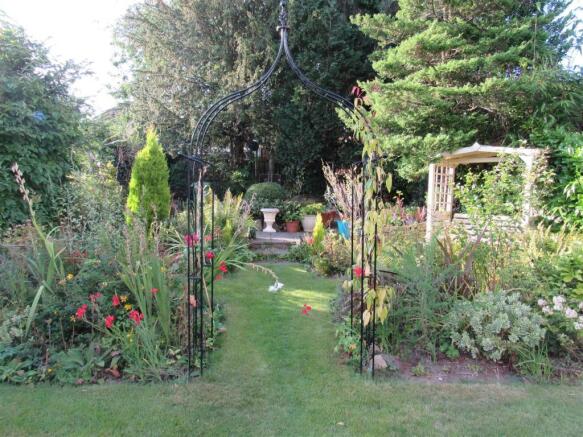keswick 57 garden2.jpg