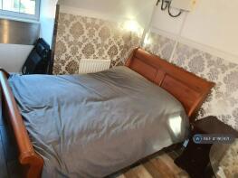 2, Warwick Way, Dartford DA1 1NQ