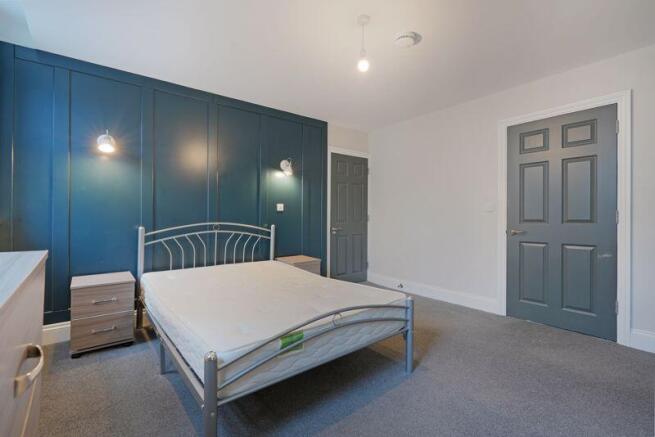 1 bed Apartment to rent Image 12