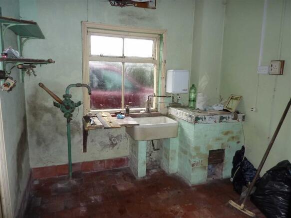 KITCHEN/SCULLERY