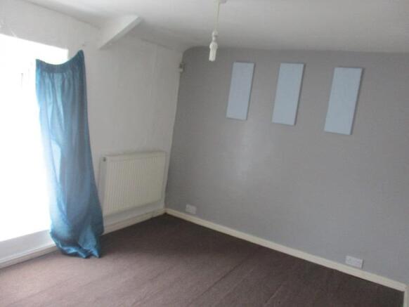 a-cardiffrd49.bed1.JPG
