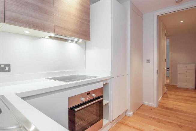 Meritas_15_kitchen2.jpg