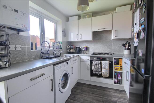 3 bed Semi-Detached for sale Image 7