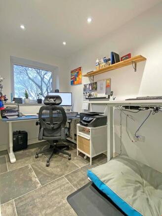 Photo 11