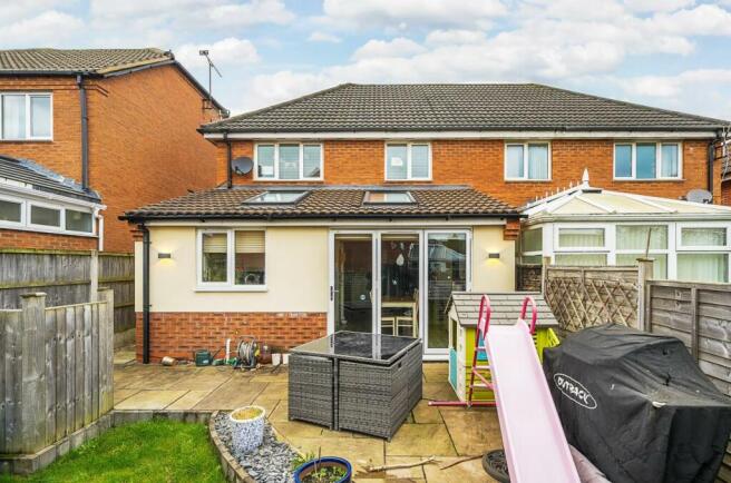 9 Devonshire Close, Rugby
