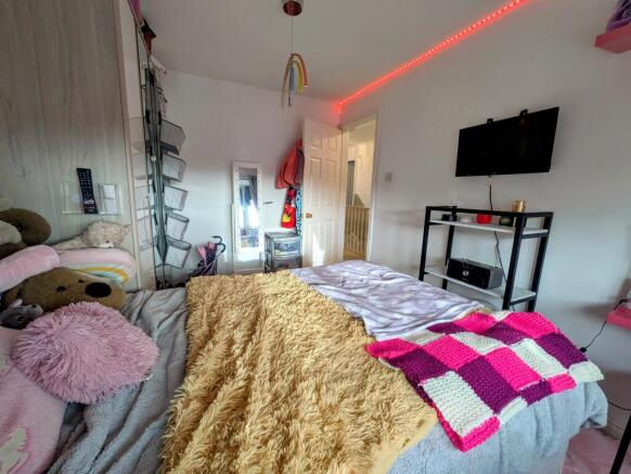 2nd Bedroom
