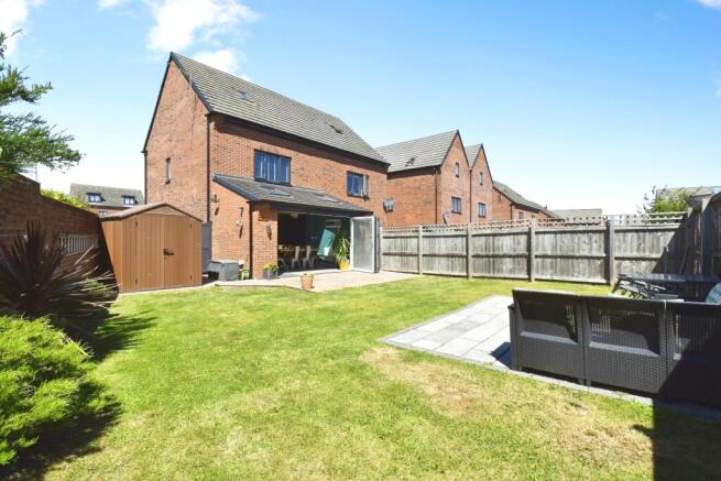 3 bed Semi-Detached for sale Image 4
