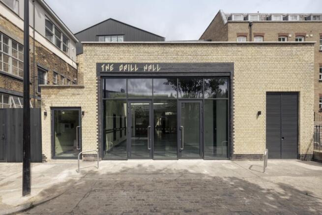 LowRes_Billy Bolton_HUT_Drill Hall_172Edit.jpg