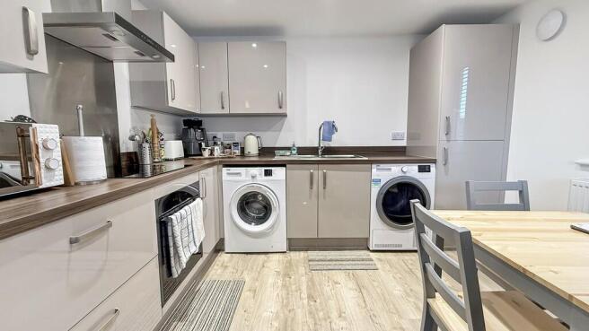 Lounge/kitchen/di...