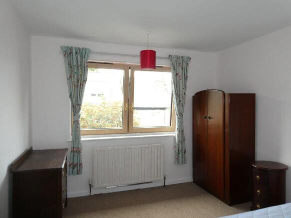 4 bed Terraced to rent Image 12