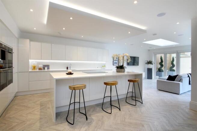 Kitchen 1