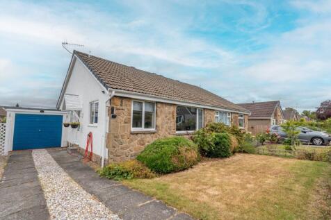 St. Helens Way, Ilkley, West Yorkshire, LS29