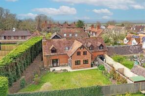 The Barn, Granary Yard, Frogmore Lane, Aylesbury HP18 9DZ