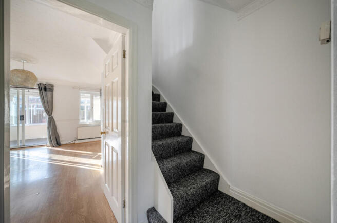 3 bed Semi-Detached for sale Image 5