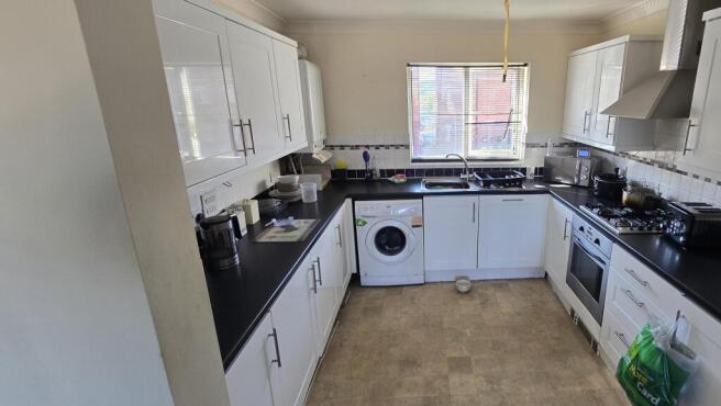 74 Cambridge Court, Tindale Crescent, Bishop Auckland, County Durham, DL14 photo 5