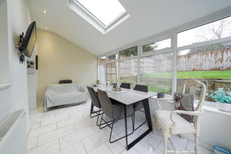 Sharpley Drive, Leicester, Leicestershire