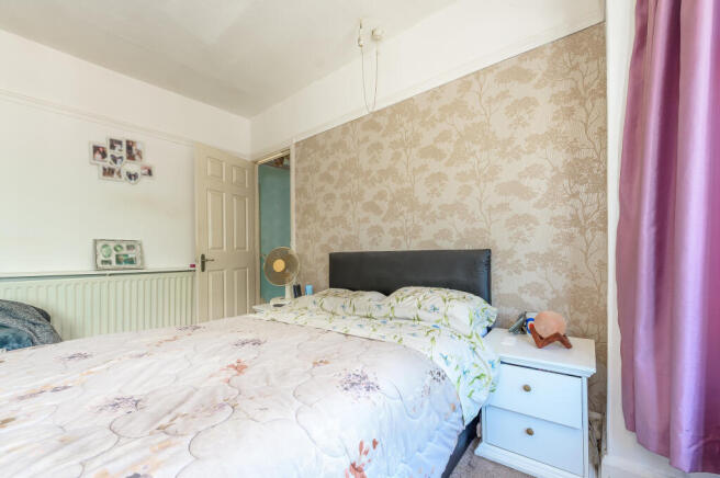 3 bed Terraced for sale Image 10