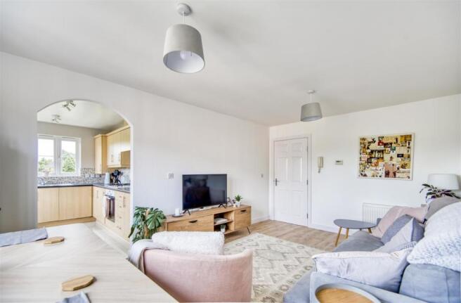 2a Living Room.jpg
