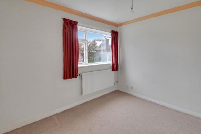 5 bed Detached for sale Image 10