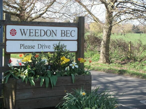 Welcome to Weedon
