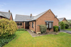 3 Cartref, Maes Trannon, Trefeglwys, Caersws SY17 5PS