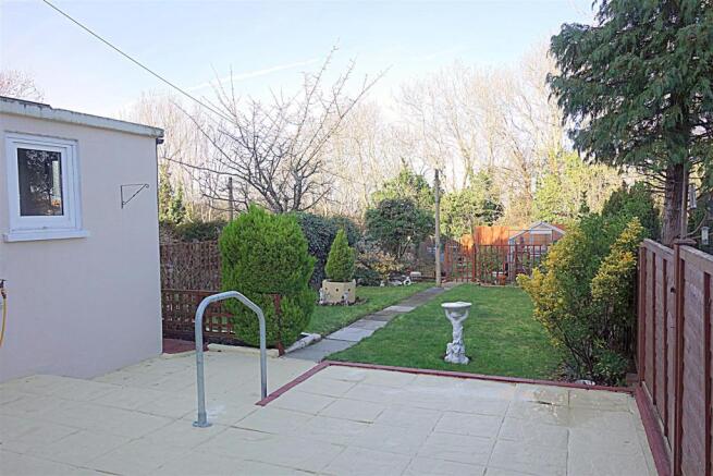 rear garden.JPG