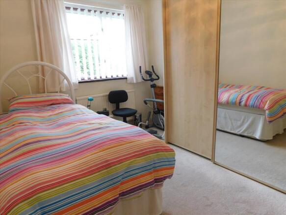 BEDROOM 2