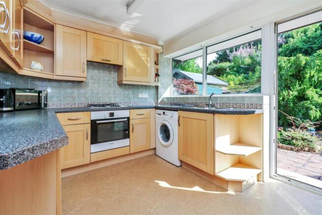 Fitted Kitchen