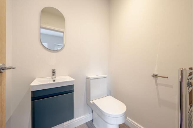 3 bed Semi-Detached for sale Image 11