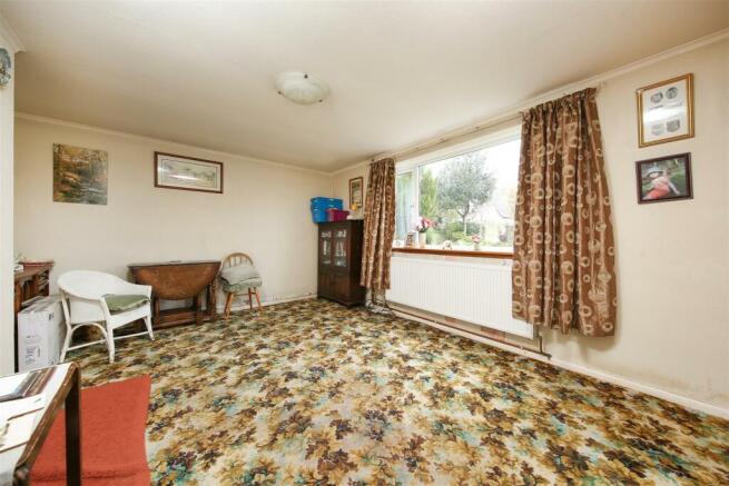 Living Room.jpg