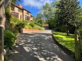 65 Heatherside, Caldy Road, Wirral CH48 2HX