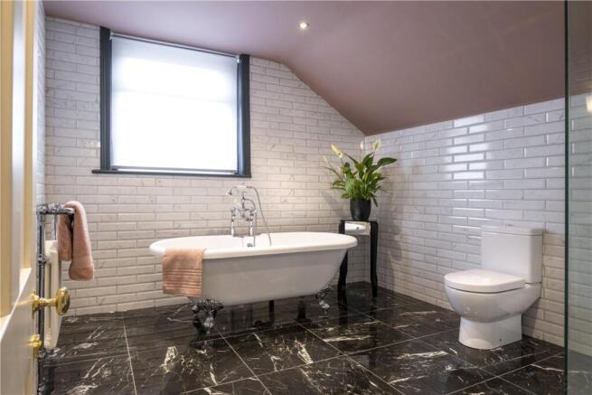 6 bed Terraced to rent Image 6