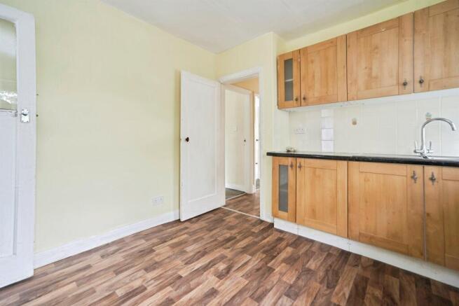 2 bed Semi-Detached Bungalow for sale Image 5