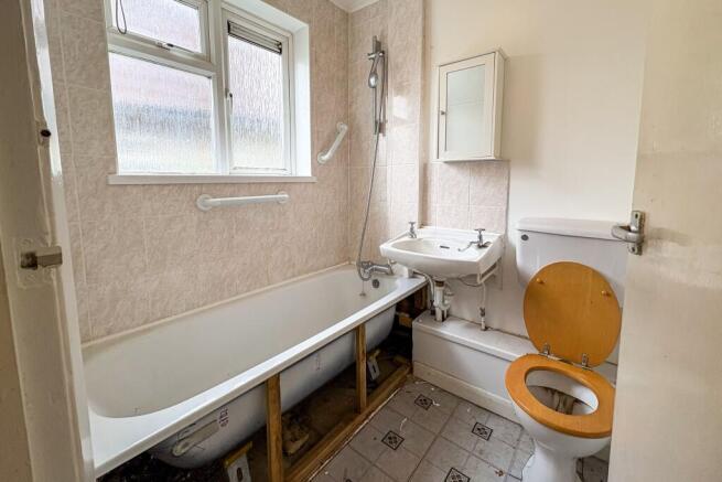 35 Oaklands, Chippenham, Wiltshire, SN15 1RD