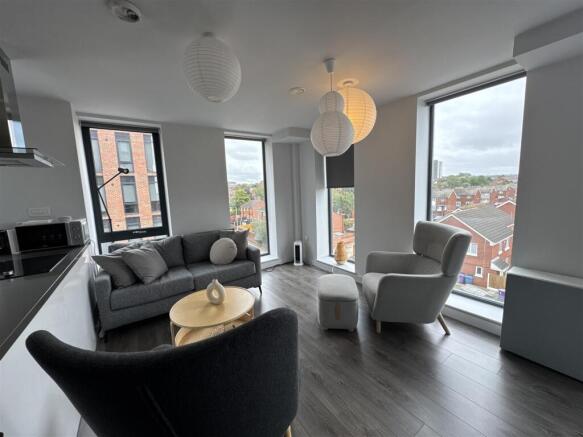 28, Neptune - Living Room 2.jpeg