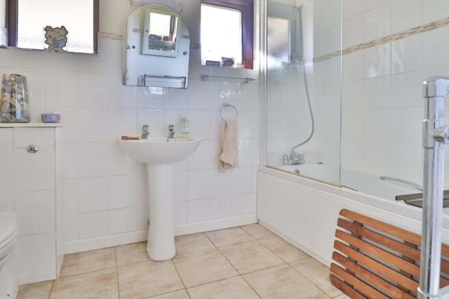 Photo 10
