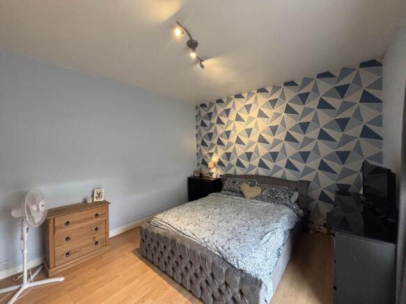 2 bed Terraced for sale Image 11
