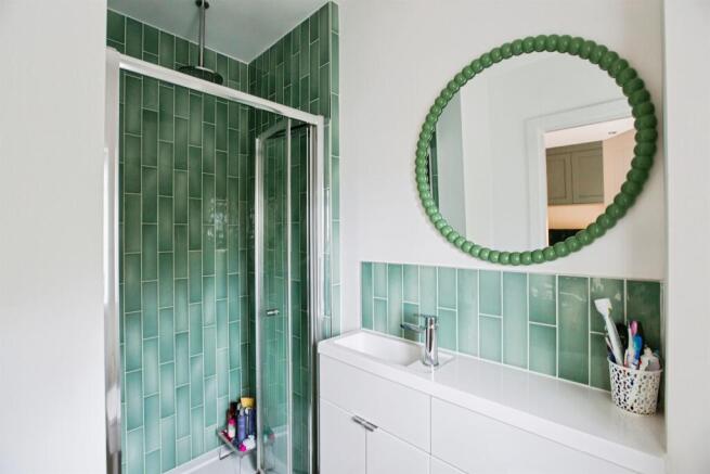 3 bed Terraced for sale Image 12