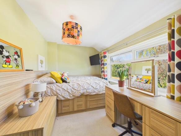 3 bed Semi-Detached for sale Image 11