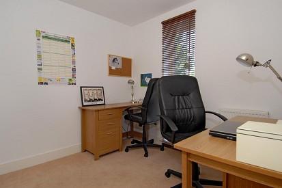 Bedroom/Study