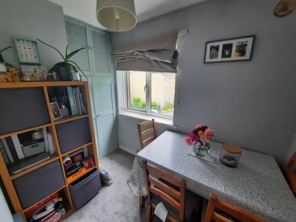 Dining Room (bed 2)