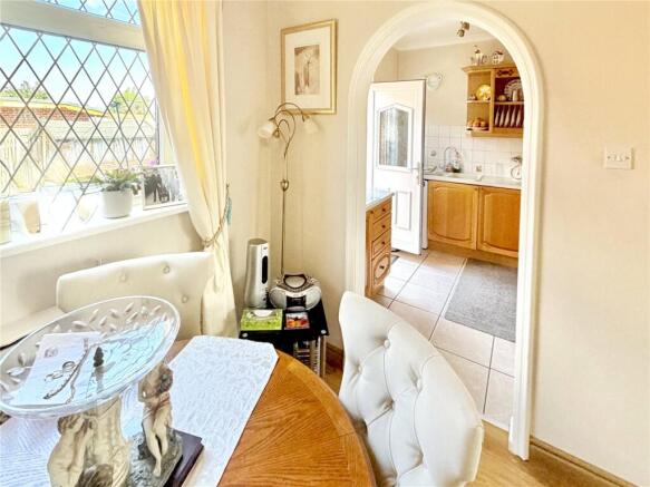 2 bed Terraced for sale Image 6