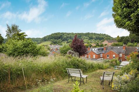 Rosebery Road, Dursley, GL11 4PT