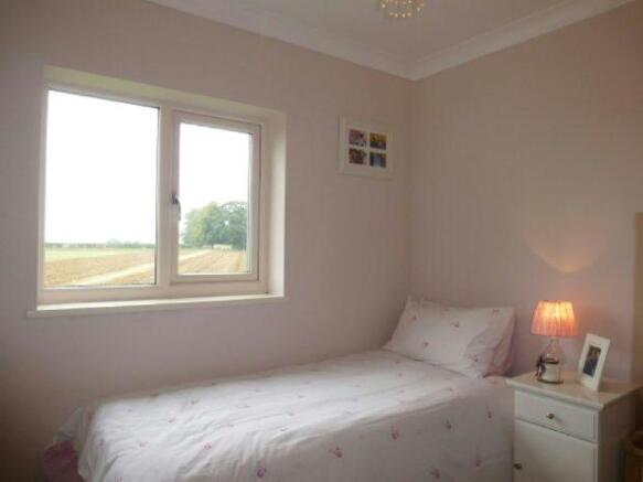 Bedroom 5/Study