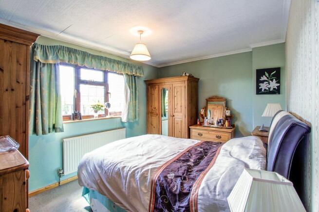Bedroom 1 (Double)
